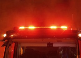 Explosion lawyer - Red lights on top of fire engine